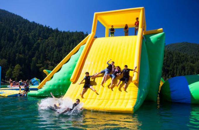 inflatable floating water park