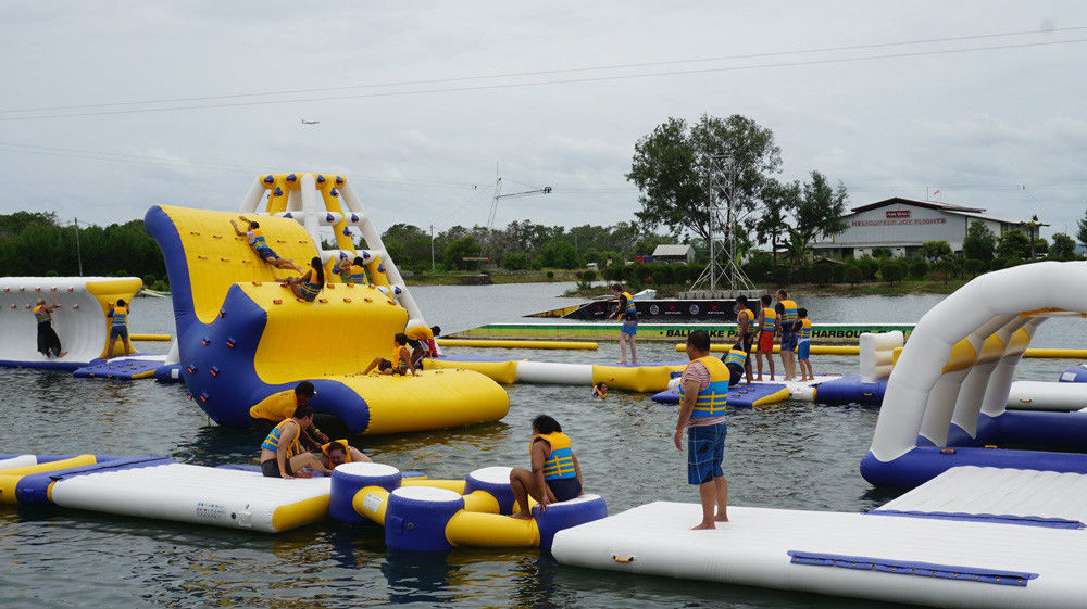 aqua park inflatable