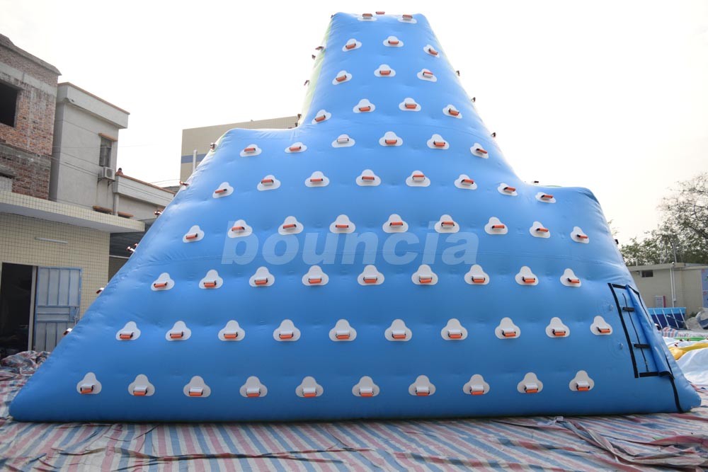 Giant Inflatable Floating Iceberg , Water Climbing Wall For Ocean